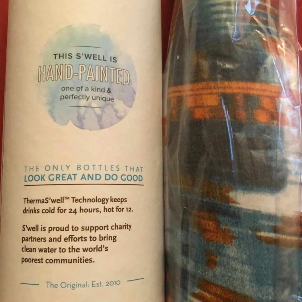 BNIB Swell Mumbai Bottle - Picture 2 of 2
